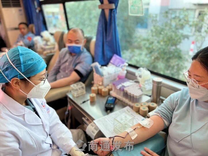 ����ͨ������������Ѫ3������������ѪҺ���ѹ����������������˹ά��˹9888��ְ֯��������Ѫ