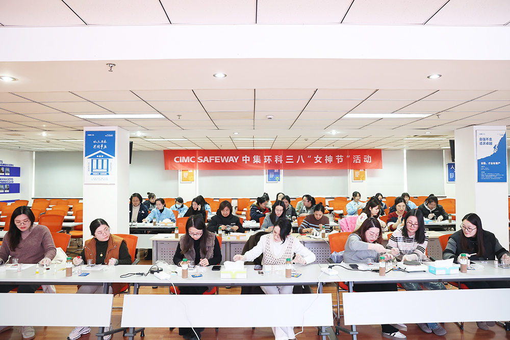 �������� �������̡�����˹ά��˹9888��չ�����ˡ���Ů��ϵ�л