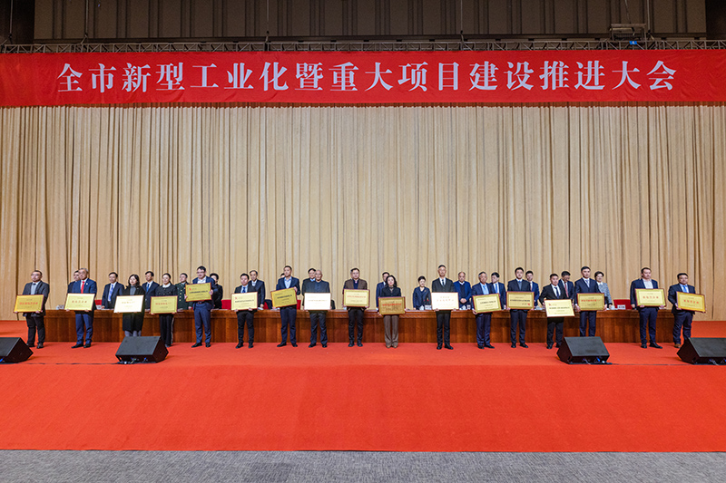 ��ϲ������˹ά��˹9888�ٻ���ͨ�н����ġ����Ҽ���ɫ��������  ������׿Խ�����ܹ���������ȫ������ҵ����50ǿ���ȶ�������